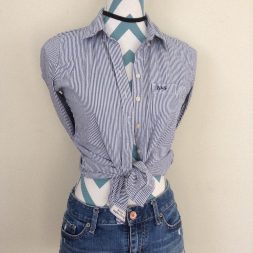 NWOT Abercrombie & Fitch Button Down shirt